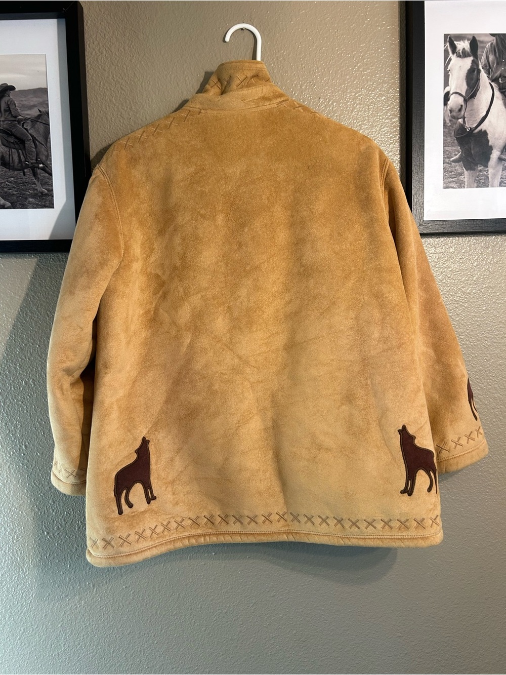 Tan Faux Suede Jacket with Wolf Applique - Picture 3 of 3